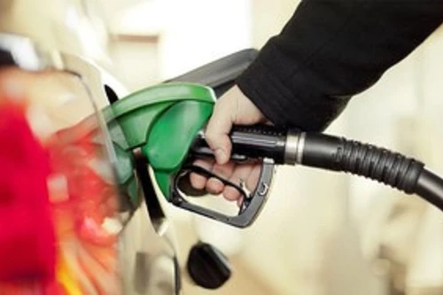 Trước ngày thí điểm bán xăng E10, doanh nghiệp còn nhiều băn khoăn