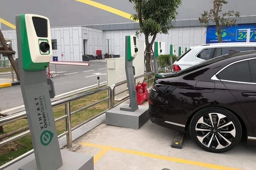Hơn 38.000 xe điện đang hoạt động, cần quy định tiêu chuẩn, quy chuẩn trạm sạc