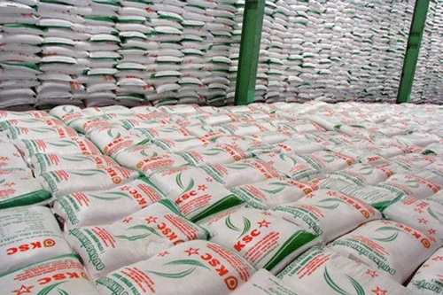 Đấu giá quyền nhập khẩu 103.000 tấn đường