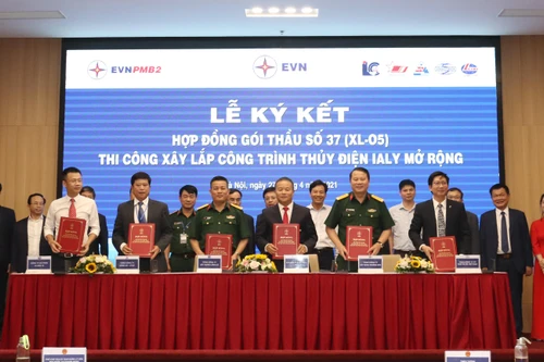 Mở rộng nhà máy thủy điện Ialy