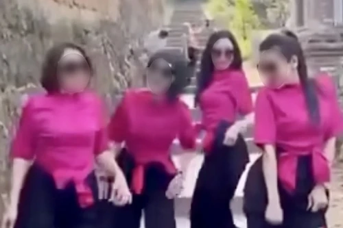 Xử phạt 5 triệu đồng với người đăng hình ảnh 4 người “nhảy nhót” tại Chùa Bổ Đà lên mạng