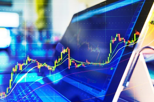 Có nên thành lập sàn giao dịch xăng dầu?