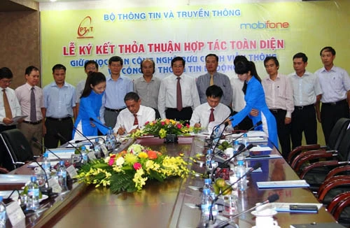 Hợp tác nghiên cứu phát triển dịch vụ viễn thông