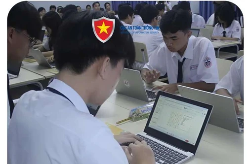 Xuất hiện nhiều “lò" luyện thi đánh giá năng lực rởm trên mạng xã hội