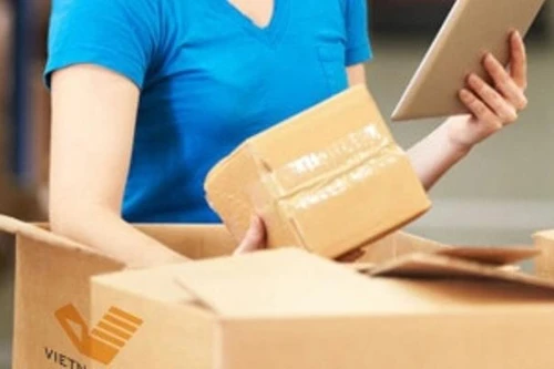Đề nghị cấp thẻ "luồng xanh" cho VNPost và Viettel Post