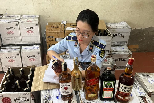 Gia tăng rượu, bia bất hợp pháp, xử lý hàng trăm vụ