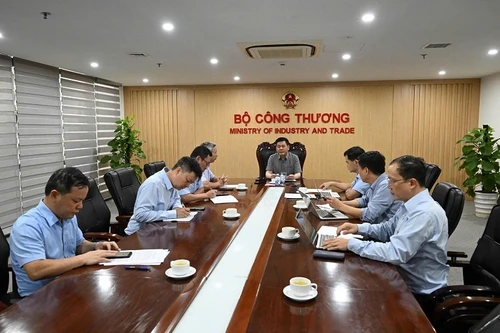 Nhiều cơ sở kinh doanh xăng dầu bị thiệt hại do bão số 3