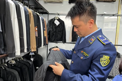 Dịp Tết: “Đánh chặn” hàng giả, hàng nhái theo tuyến trọng điểm