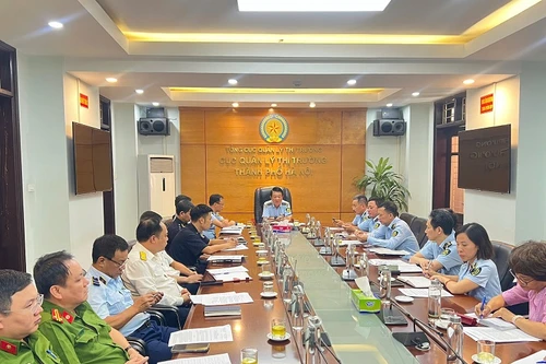 Hà Nội: Kiểm tra liên ngành chống buôn lậu, gian lận thương mại, hàng giả trong dịp cuối năm 2024 và Tết 2025