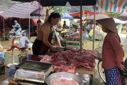 Xăng dầu đã giảm giá 4 lần, bao giờ giá hàng hóa “hạ nhiệt”?