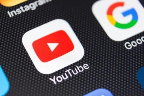 Yêu cầu Google và các mạng đa kênh xử lý video có nội dung nhảm nhí, giật gân trên Youtube