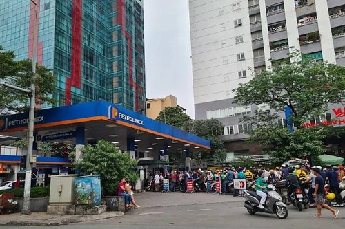 Chính phủ yêu cầu tuyệt đối không để thiếu hụt xăng dầu