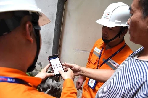 Giá điện của Việt Nam đang trong tình trạng “mua cao, bán thấp”