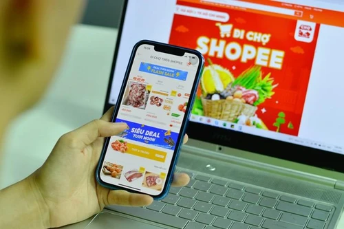 Hà Nội: Lo ngại dịch bệnh, người dân có thể “đi chợ online” 