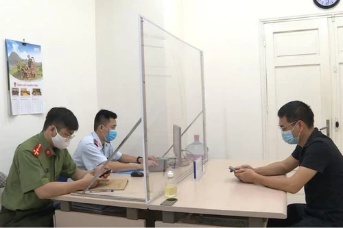 Hà Nội: Đăng tin sai sự thật "Hà Nội bị phong tỏa", một Facebooker bị xử phạt 12,5 triệu đồng