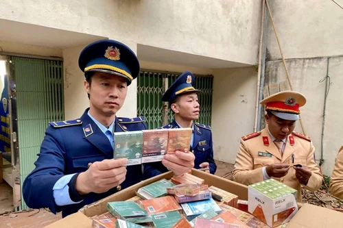 Phát hiện lô hàng đầu đốt tinh dầu thuốc lá điện tử trị giá gần 4 tỷ đồng 