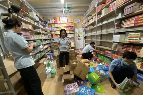 Hà Nội: Phạt tiền 3 cơ sở phát hành xuất bản phẩm không rõ nguồn gốc