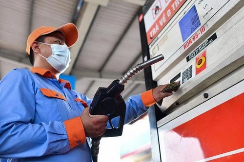 Nhiều doanh nghiệp xăng dầu nợ thuế bảo vệ môi trường nghìn tỷ nhưng lại cho cá nhân vay nợ