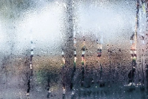 Thời tiết nồm ẩm, cách nào để bảo vệ các thiết bị điện không bị hỏng hóc?