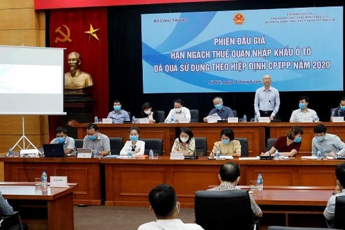 Lần đầu tiên đấu giá hạn ngạch thuế quan nhập khẩu ô tô đã qua sử dụng