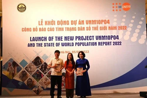 Gần 85% phụ nữ Việt Nam tự quyết định về quan hệ tình dục