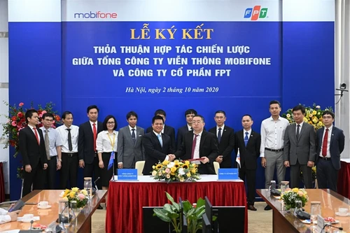 MobiFone và FPT “bắt tay” hợp tác