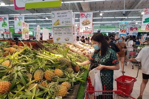 Hà Nội: Siêu thị đầy ắp hàng, người dân không lo thiếu