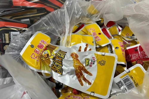 Nhiều địa phương siết chặt quản lý thực phẩm, sữa, sản phẩm dinh dưỡng…