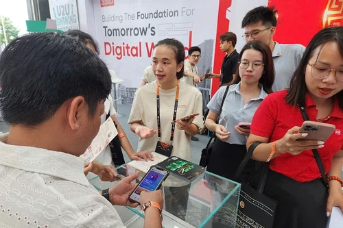 40 gian hàng tham gia tuần lễ blockchain Việt Nam 2025