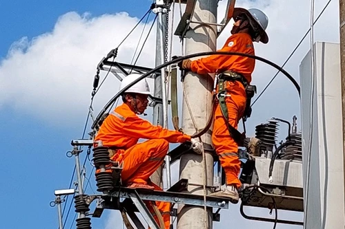 Giá điện sản xuất quá thấp, doanh nghiệp không mặn mà tiết kiệm điện