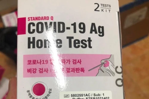 Hà Nội: Tạm giữ 400 hộp dụng cụ xét nghiệm Covid-19