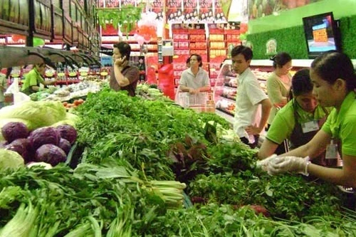 Phó Thủ tướng yêu cầu đủ nguồn cung xăng dầu, thực phẩm