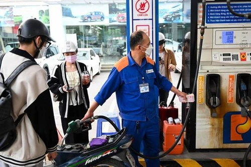 Ngày mai (12-12), giá xăng dầu tiếp tục giảm?