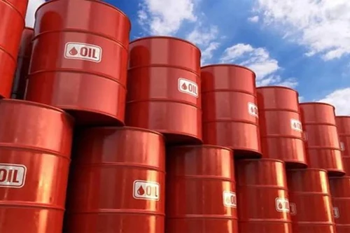 Yêu cầu Bộ Công Thương tính toán, chủ động nguồn cung xăng dầu trong nước