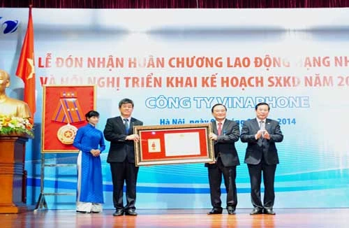 Hơn 15.000 tỷ đồng doanh thu từ dịch vụ phi thoại