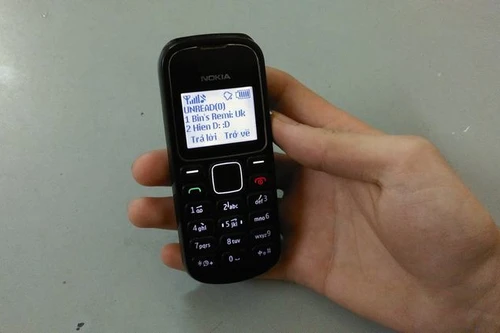 Sắp tắt sóng 2G, thuê bao Feature phone tiếp tục giảm