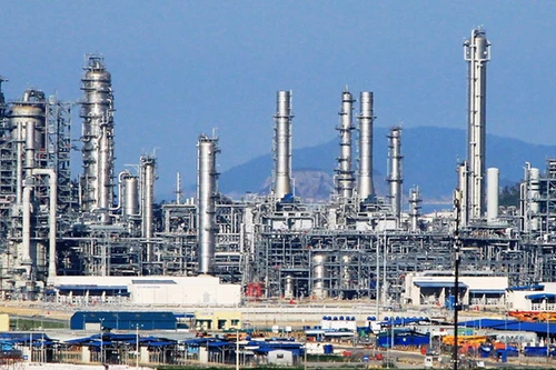 Lọc dầu Nghi Sơn lại trục trặc, trong nước liệu có thiếu xăng?