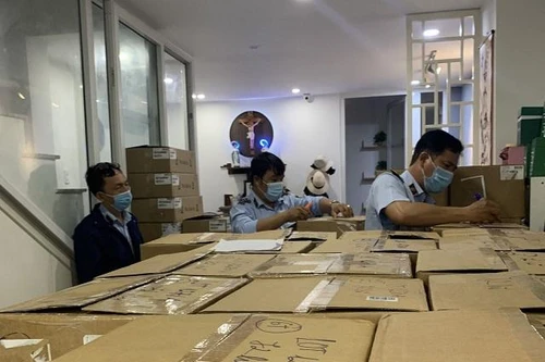 Lập hơn 100 tài khoản trên Zalo để bán mỹ phẩm OBAGI trôi nổi