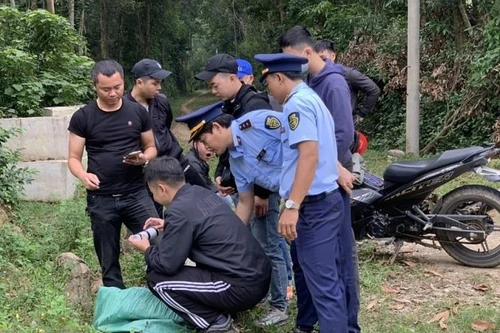 Lực lượng quản lý thị trường thực hiện cao điểm chống buôn lậu, hàng giả dịp cuối năm