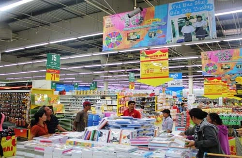 Giảm giá nhiều mặt hàng mùa khai giảng