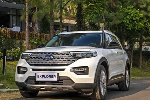 Xe Ford Explorer 2020-2023 nhập khẩu gặp lỗi kỹ thuật
