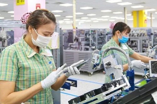 Trung Quốc và Hoa Kỳ nhập khẩu hàng tỷ USD điện thoại và linh kiện từ Việt Nam