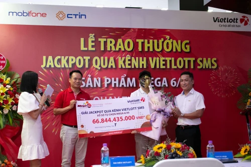 Nhân viên văn phòng mua vé Vietlott qua điện thoại trúng ngay 66,8 tỷ đồng