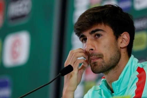 Barca đánh bại Real trong cuộc đua giành chữ ký của ngôi sao người Bồ Đào Nha