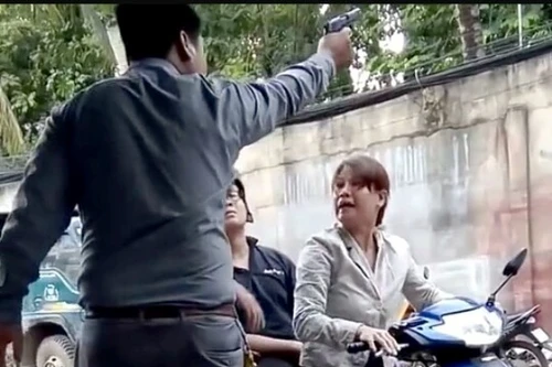 Thông tin mới vụ giám đốc công ty bảo vệ nổ súng dọa phụ nữ