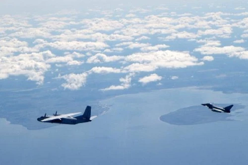 Chiến đấu cơ Anh áp tải 3 máy bay Nga trên không phận Baltic