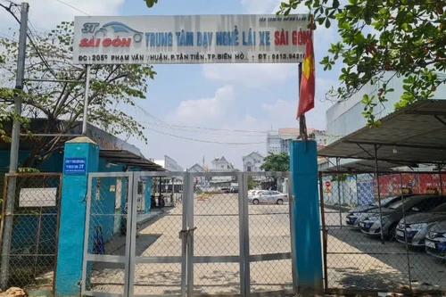 Hàng nghìn học viên được cấp chứng chỉ nghề lái xe không đúng quy định có bị thu hồi bằng lái?