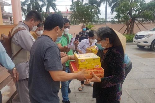 Mới nhất: Hàng loạt trường hợp bị cấm hành nghề công tác xã hội, từ thiện từ 15-10