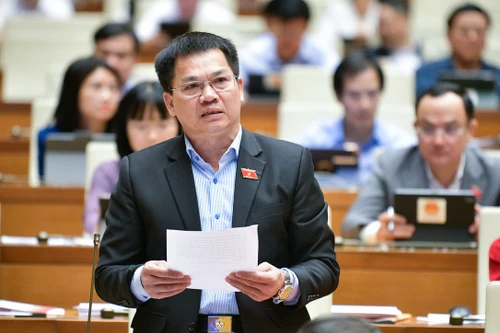 Đại biểu Quốc hội tranh luận về bảo lưu chế độ, chính sách khi điều động nhà giáo