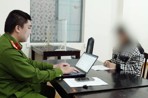 Từ vụ cô gái bịa chuyện bị cướp điện thoại: Báo tin giả bị xử lý ra sao?